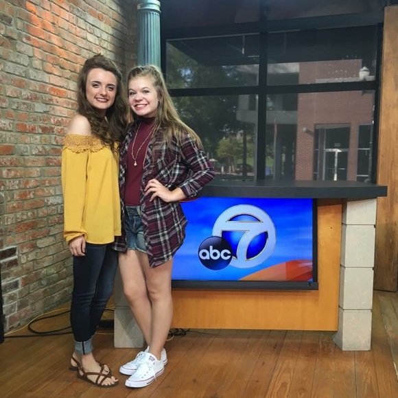 Meet your Posher, Hannah - Picture 6 of 8